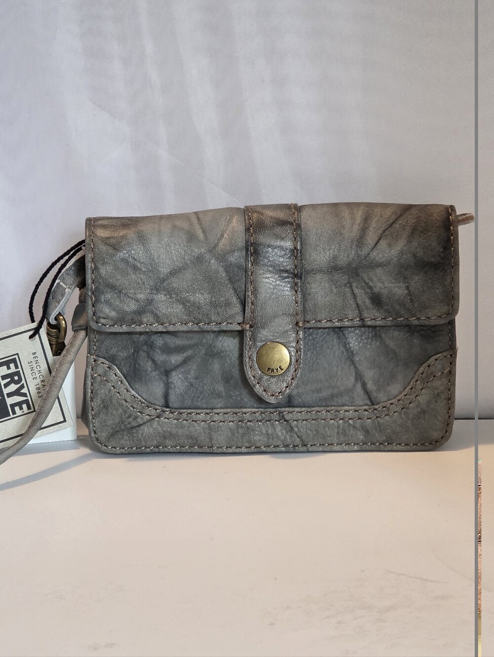 Frye Women's Gray Leather Wallet - Snap Closure